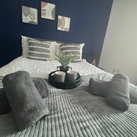 Woodman House- 7 Bed House * Egremont (Cumbria)